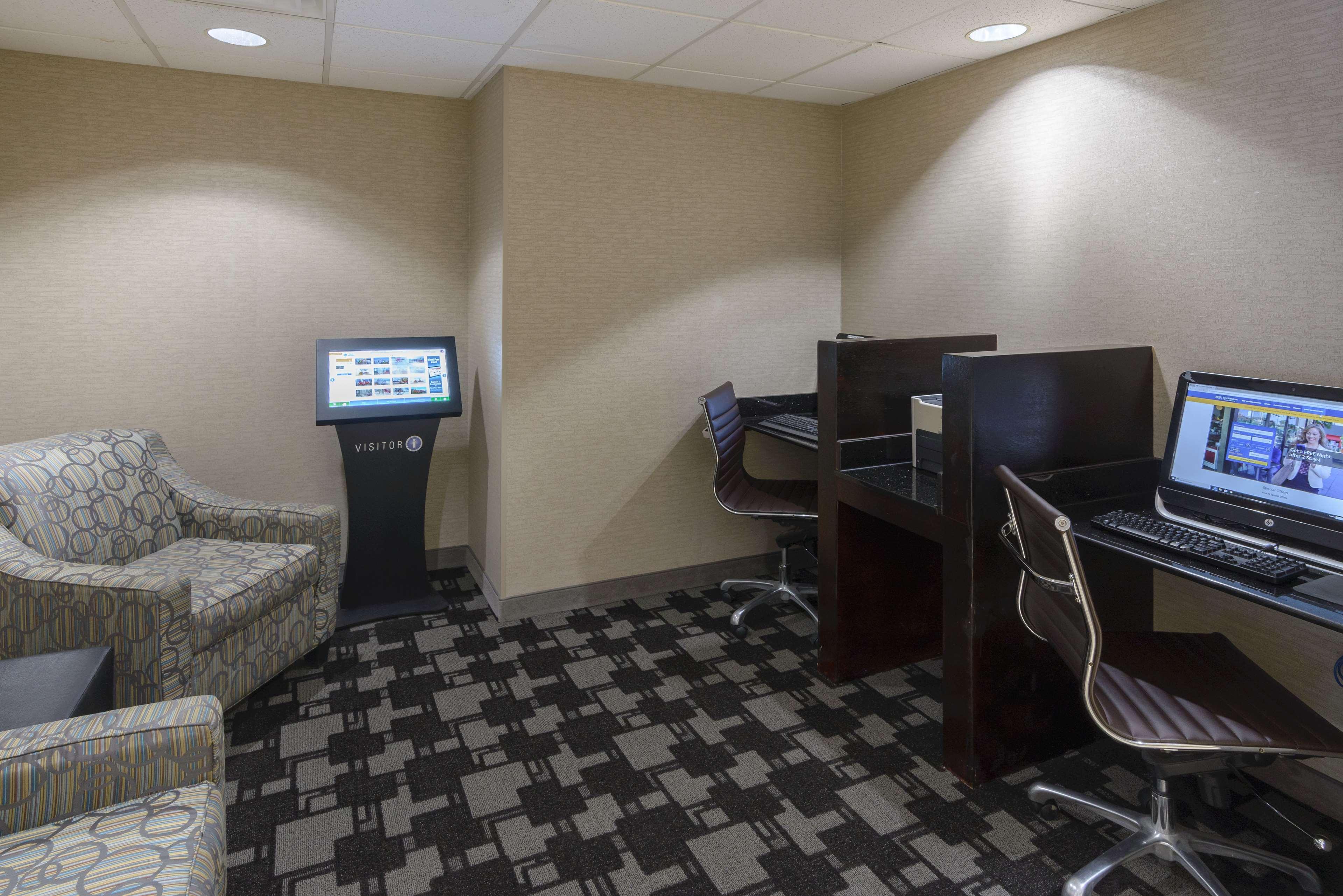 Best Western Concord Inn And Suites Eksteriør billede